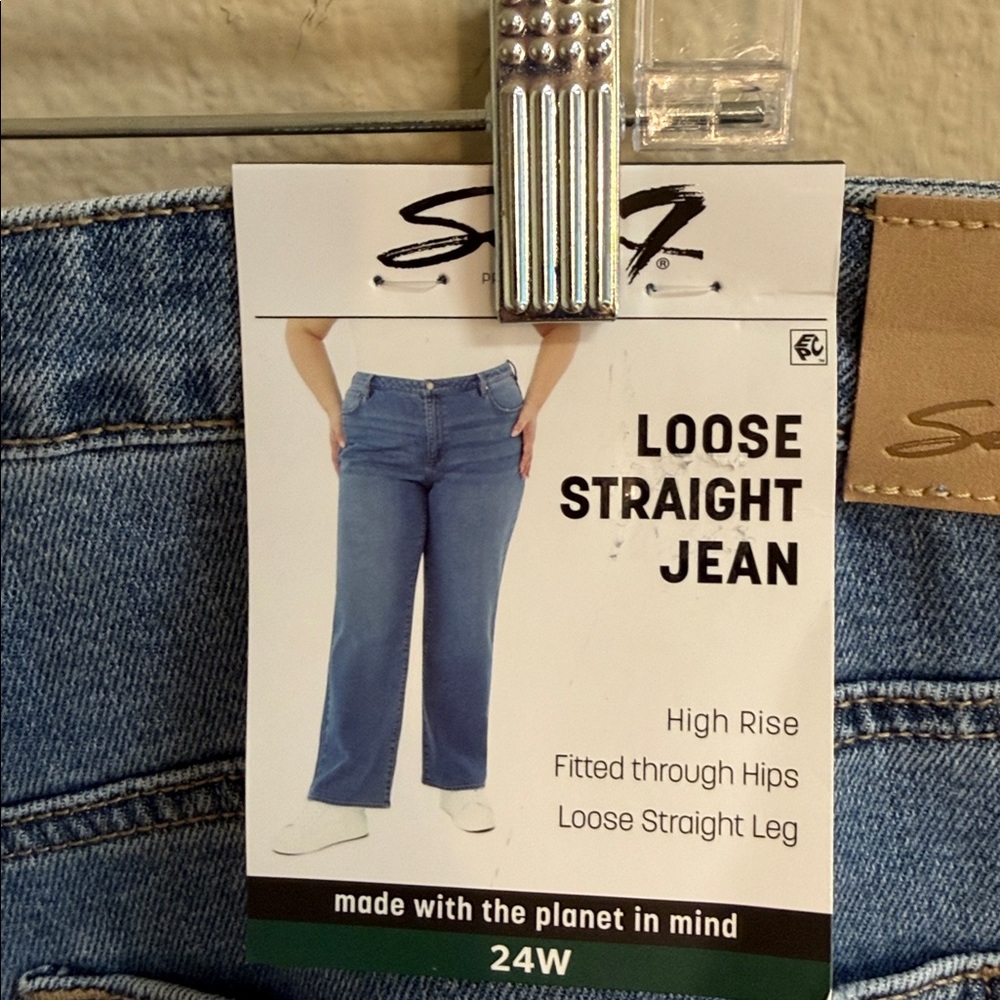 NWT Size 24W Seven7 Loose Straight Jean